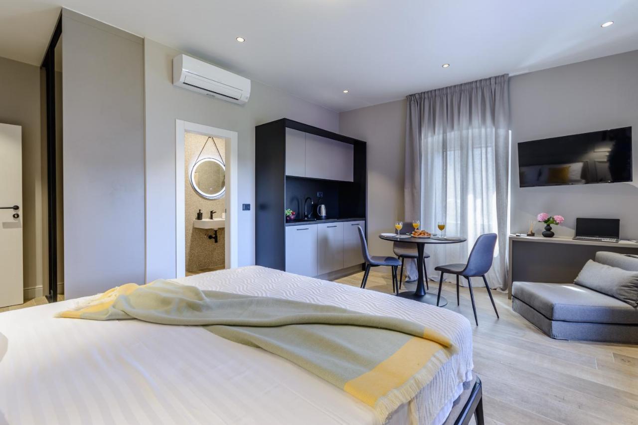 Dora Rooms And Studios Sutivan Exterior foto
